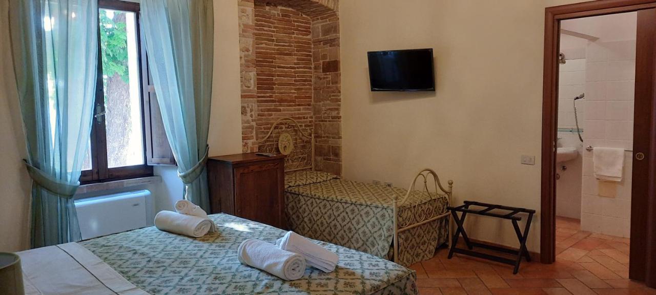 Agriturismo Villino Bellavista สโปเลโต ภายนอก รูปภาพ
