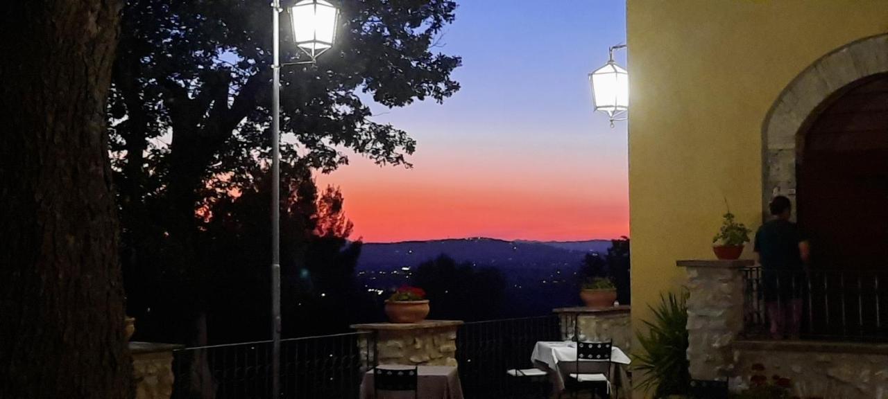 Agriturismo Villino Bellavista สโปเลโต ภายนอก รูปภาพ