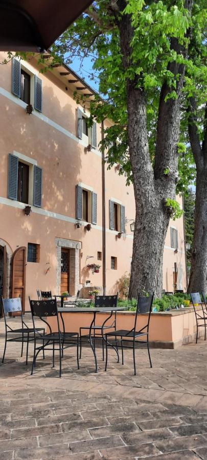 Agriturismo Villino Bellavista สโปเลโต ภายนอก รูปภาพ